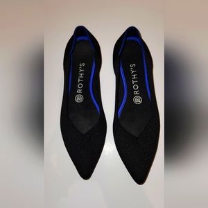 Black Rothy's The point size 8.5